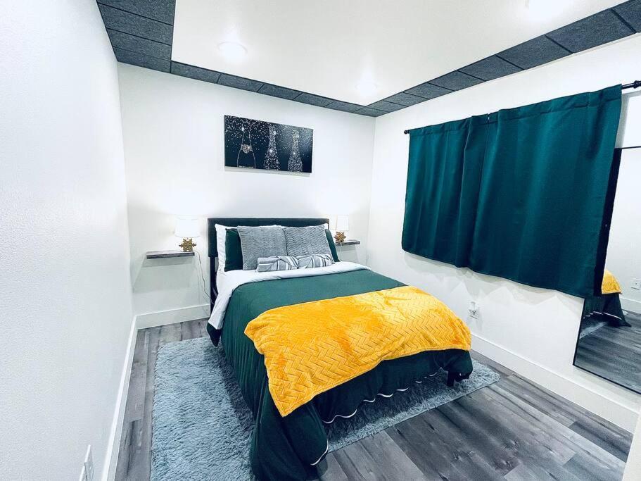 Luxe Travel Retreat Near Deep Ellum Appartement Dallas Buitenkant foto